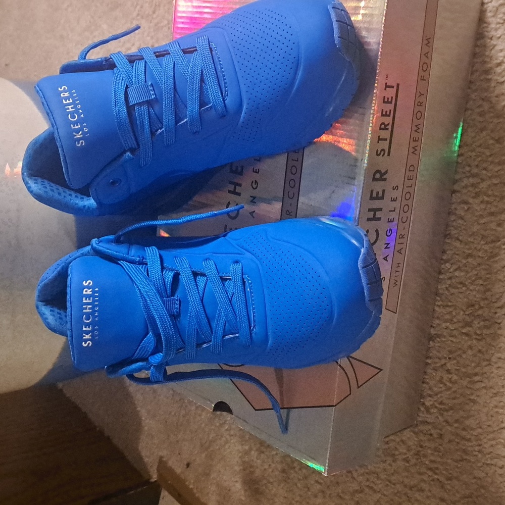 Skechers Street